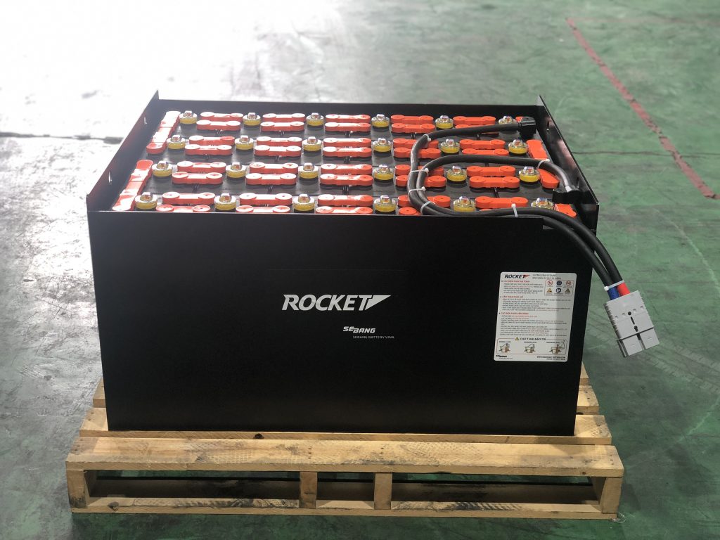 Ắc Quy Xe Nâng Rocket VCE715