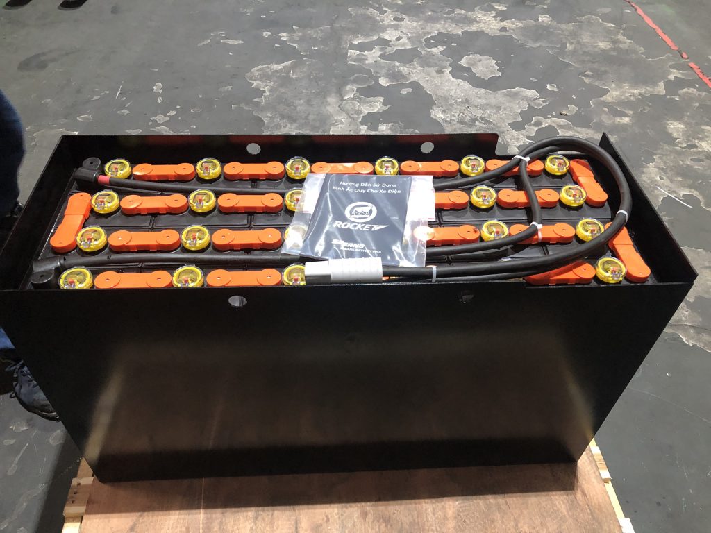 Ắc Quy Xe Nâng Rocket VCI440