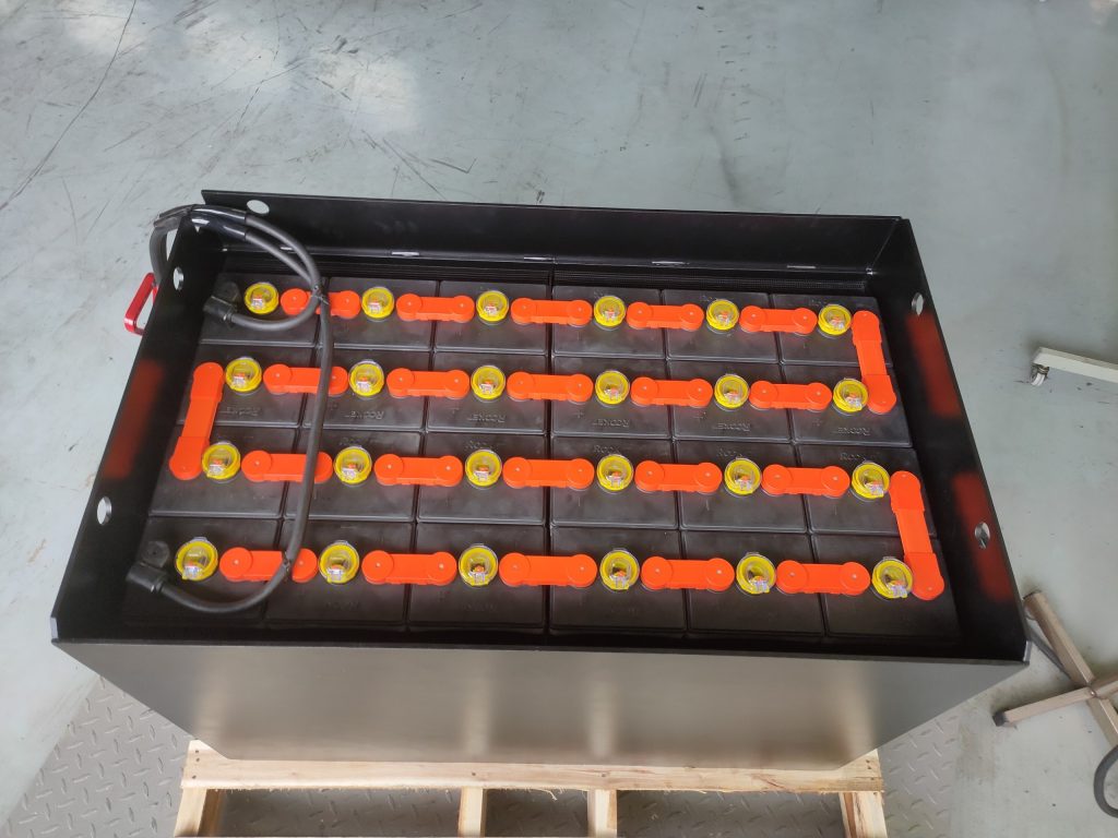 Ắc Quy Xe Nâng Rocket VCIS565