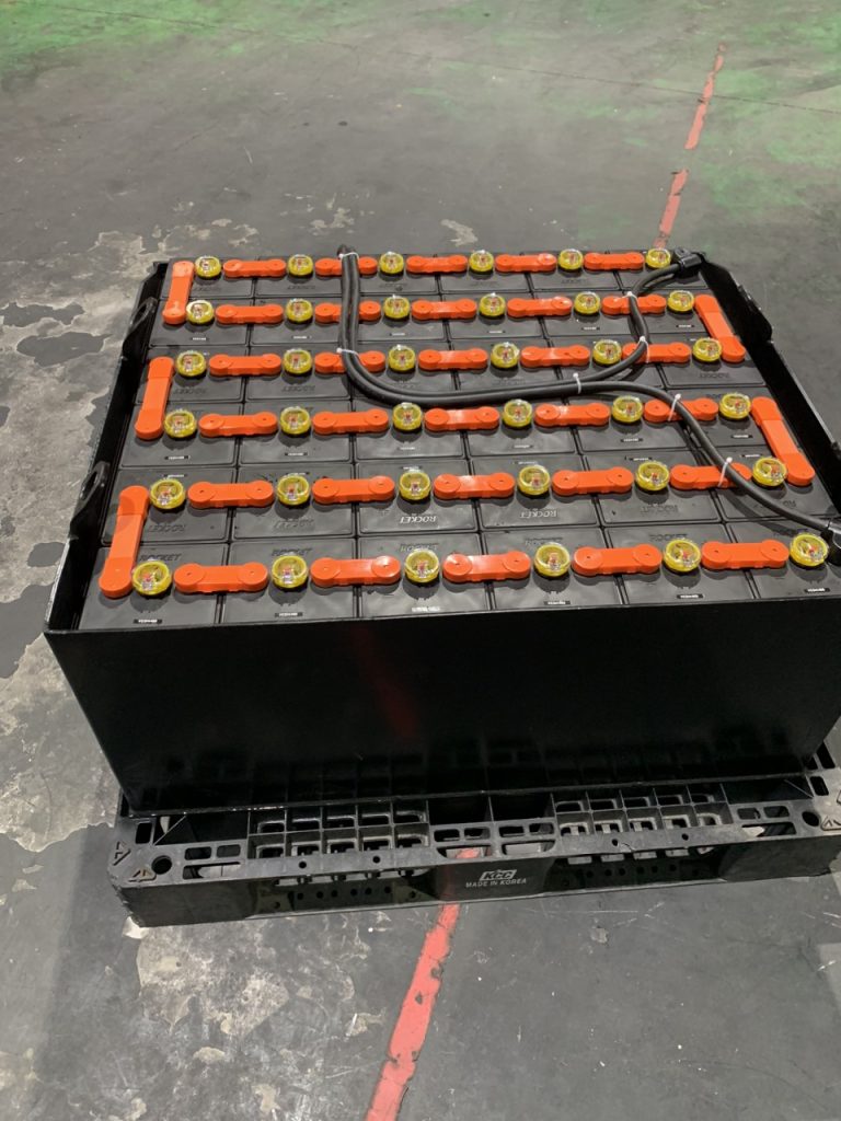 Ắc Quy Xe Nâng Rocket VCDH460